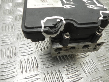 Tesla 1037797-00-D / 103779700D MODEL S 2017 Control unit ABS Hydraulic