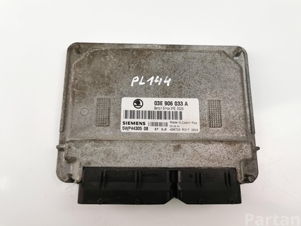 Škoda 03E906033A FABIA I (6Y2) 2007 Control unit for engine