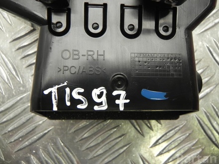 Tesla 1007825-00-C / 100782500C MODEL S 2015 Air vent