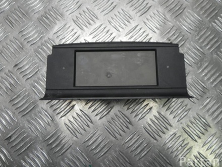 Mercedes-Benz A 204 820 42 97 / A2048204297 C-CLASS (W204) 2010 Display